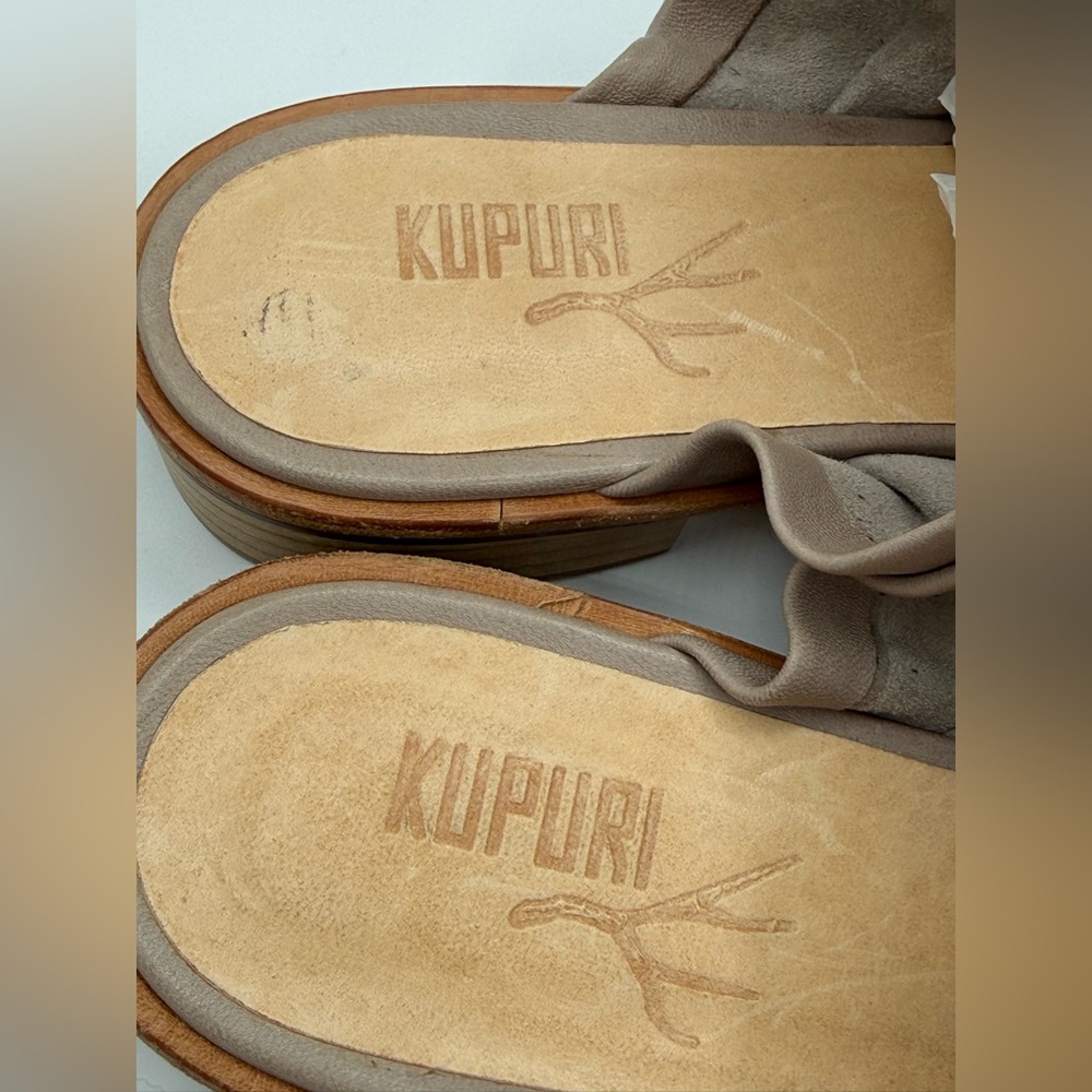 Kupuri Slip On Open Toe Women's Gray/Tan Flats Breathable Sandal SZ 42 - Picture 14 of 16